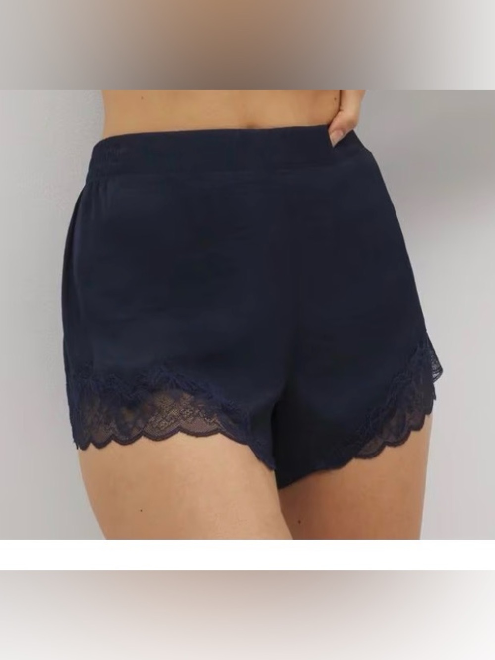 w/ POCKETS!: Soma NWT crinkle satin lace trim pajama shorts in Navy, L